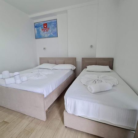 La Luna Hotel Ksamil Luaran gambar