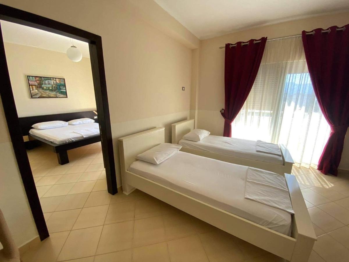 La Luna Hotel Ksamil Luaran gambar